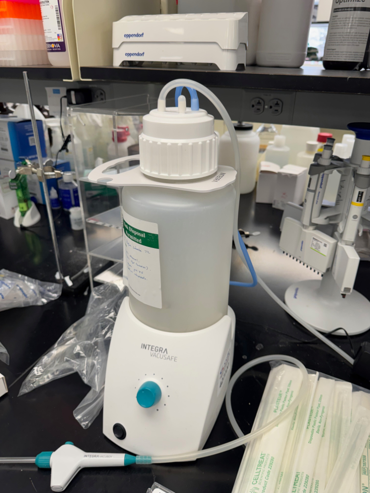 Image of Integra Vacusafe Aspirator